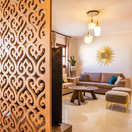 Semesterbostad Danai *